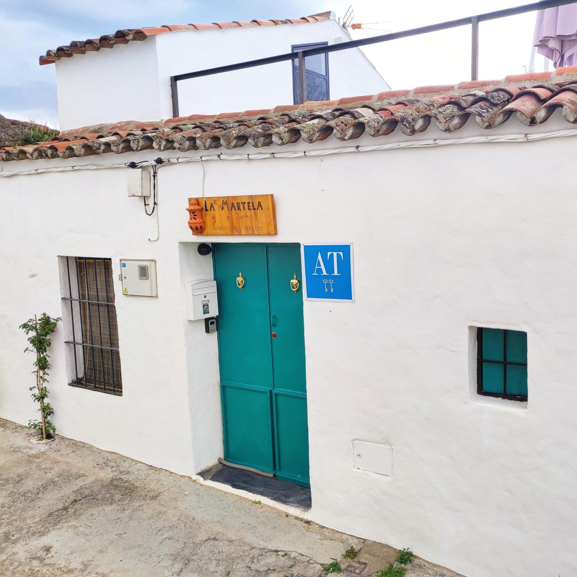 Villa La Martela De Fuentes Casa De Diseno Rural à Fuentes de León Extérieur photo